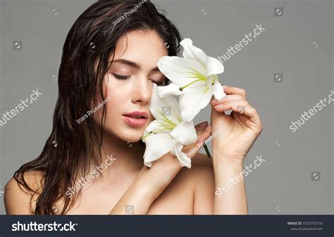 Wet Hair Woman Beauty Face Portrait ภาพสต็อก 1972755710 Shutterstock