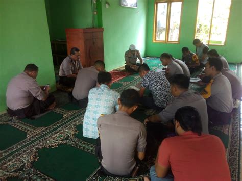 Personil Polsek Marbo Memakmurkan Masjid Dengan Menggelar Yasinan