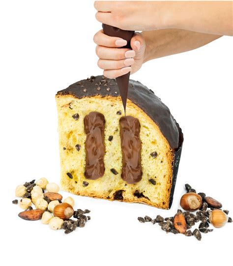 Linea Fantasy Panettone Alle Nocciole Con Cioccolato Di Modica Igp E