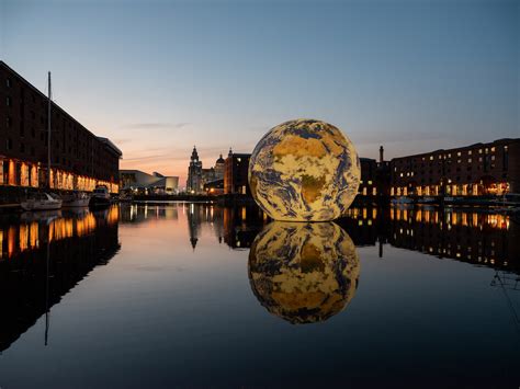 Look At How Incredible The Floating Earth Looks At Royal Albert Dock