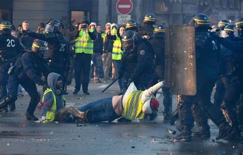 La justice française se penche sur les violences policières contre les