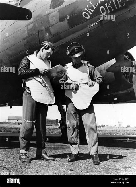 Body Armour Ww2 Usaaf Aircrew Wearing Body Armor Flak Vests Stock