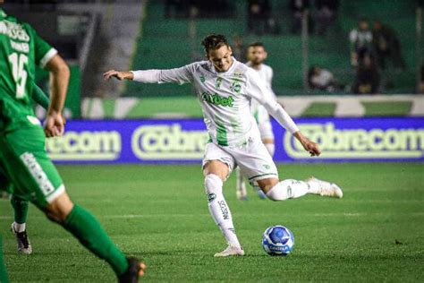 Juventude cede empate a Chape e perde chances de liderar a Série B