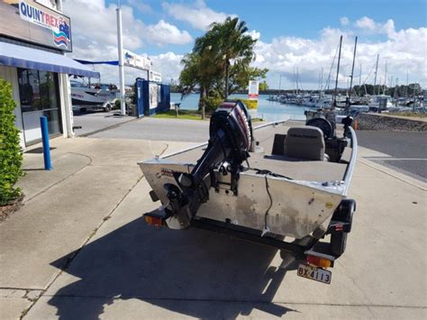 Bass Tracker Pro Team 165 Side Console Ship And Sail