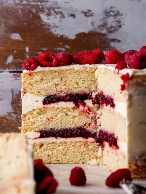 White Chocolate Raspberry Cake Stephanie S Sweet Treats