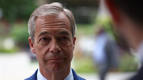 Un Désastre Nigel Farage La Figure De Lextrême Droite Britannique Critique Le Programme