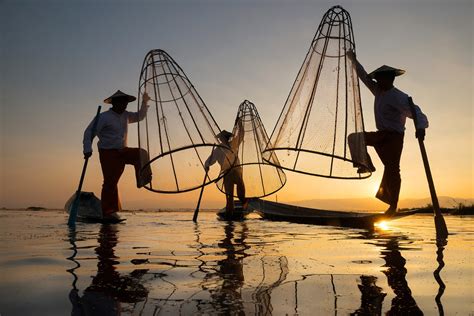 Download Lake Photography Fisherman Hd Wallpaper By Sarawut Intarob