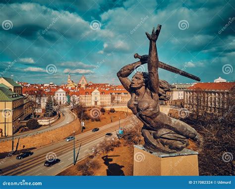 Beautiful Panoramic Aerial Drone View Of The Monument To The Heroes Of