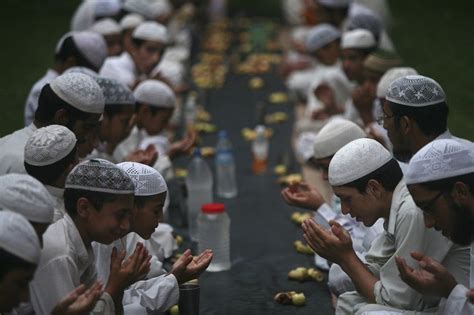 Faithful Muslims Offered Prayers Before Having Their Fast Breaking