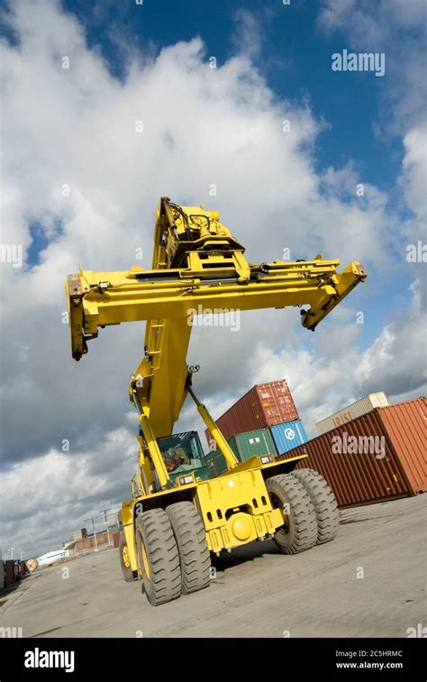 CVS Ferrari Reach Stacker At Manchester Euroterminal Trafford Park