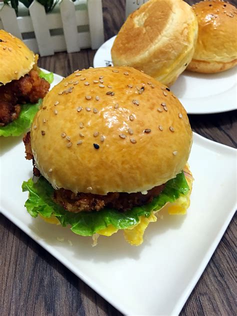 鸡腿汉堡怎么做鸡腿汉堡的做法青水zy豆果美食