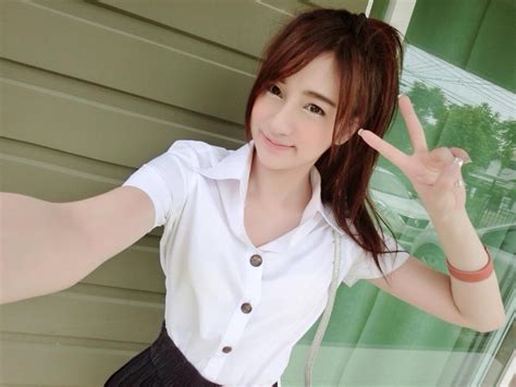 Hot girl Thái Lan niềng răng làm dân mạng mê điên đảo
