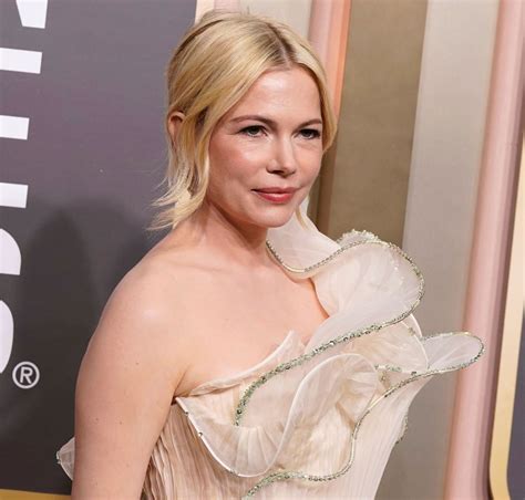 Golden Globes 2023 Michelle Williams Attends After Giving Birth Us