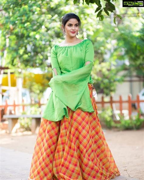 Actress Chaitra Reddy Hd Photos And Wallpapers June 2018 Gethu Cinema