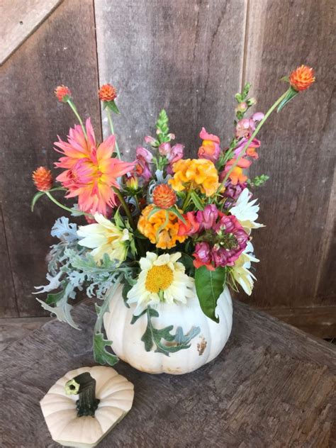 Festive Fall Bouquets - Happy Hollow Farm