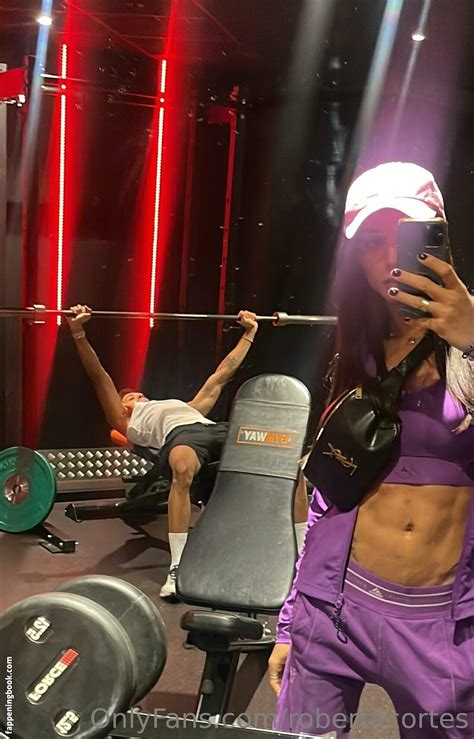 Robertacortes Robertacortesoficial Nude OnlyFans Leaks Fappening FappeningBook