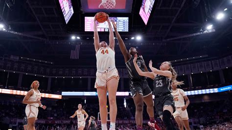 Texas Longhorns, Texas Tech Lady Raiders play basketball one last time