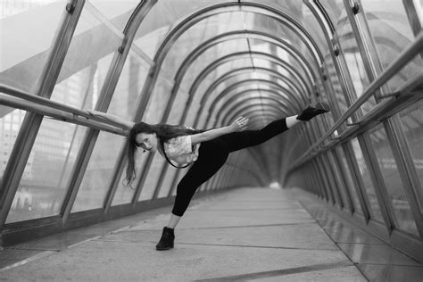 Bio — Sarah Silverblatt-Buser