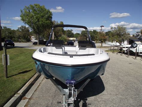 Bayliner Element M Deck For Sale Yachtworld