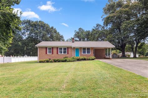 203 Skycrest Ave Shelby Nc 28152 Mls 4067156 Redfin