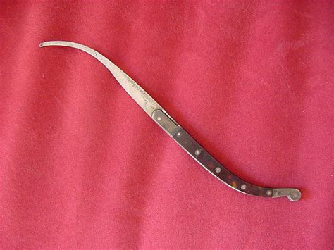 Antique curved bistoury scalpel by Sir Henry a Paris - Fleaglass