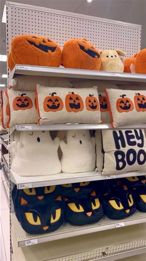 Target Halloween decor | Target halloween, Fall halloween decor ...