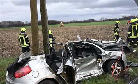 Schwerer Unfall im Kreis Gütersloh Rettungshubschrauber landet nw de