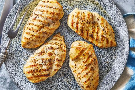 Juicy Grilled Chicken Breasts