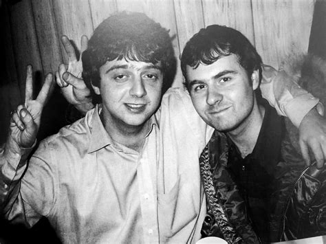 Cant expect how high guigsy is in this photo : oasis