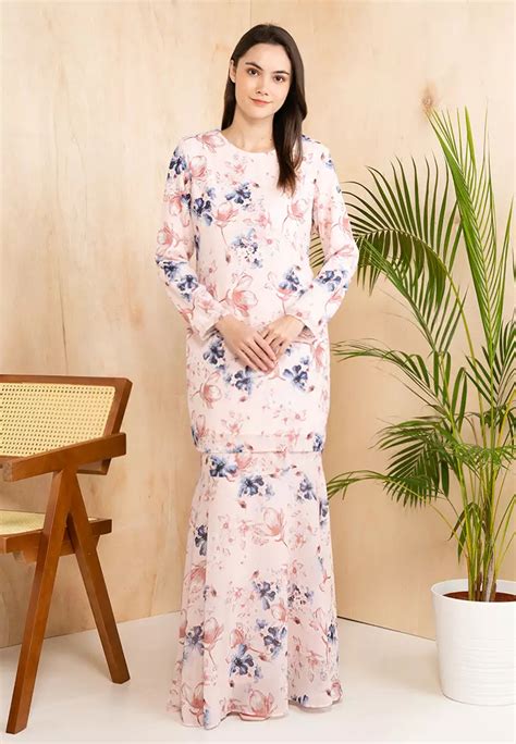 Buy Era Maya Enchanted Floral Pink Baju Kurung Moden Kain Kembang