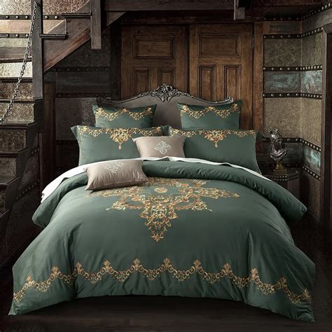 Hot Embroidered Luxury Royal Bedding Set 60s Egyptian Cotton Silky 4