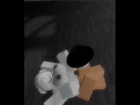 Baisé un inconnu dans roblox XVIDEOS