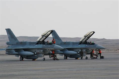 EUA aprovam a modernização dos caças F 16 do Chile Tecnodefesa