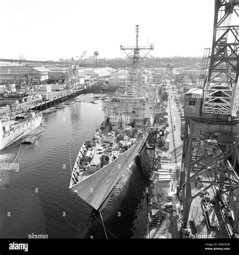 An aerial port bow view of the guided missile frigate USS GARY (FFG 51