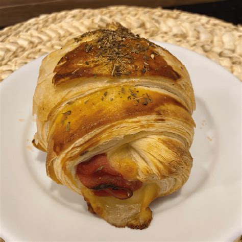 Croissant De Presunto E Queijo