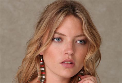 Celebrity Model Martha Hunt Victorias Secret Skinny Face Blonde Women