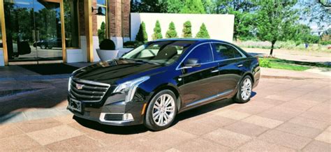 Cadillac XTS Sedan | Sunset Luxury Limousines