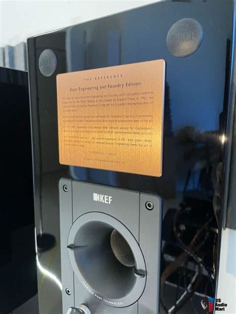 KEF Reference 1 Foundry Edition With KEF S RF1 Stands Photo 4193296