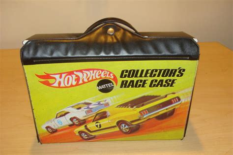 Vintage 1969 Mattel Hot Wheels Collector S Race Case 24 Car Rack 1849857373