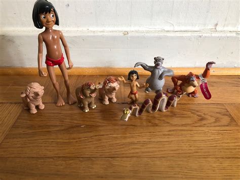 Se produkter som liknar Disney Djungelboken Mowgli Ba på Tradera