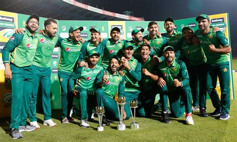 Outstanding Social Media Erupts As Pakistan Clinch First Odi Series