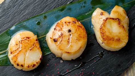 Do You Need To Clean Scallops Before Cooking Them?