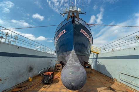 Spirit Of America Undocking Jt Marine Inc Marine Services Shipyard