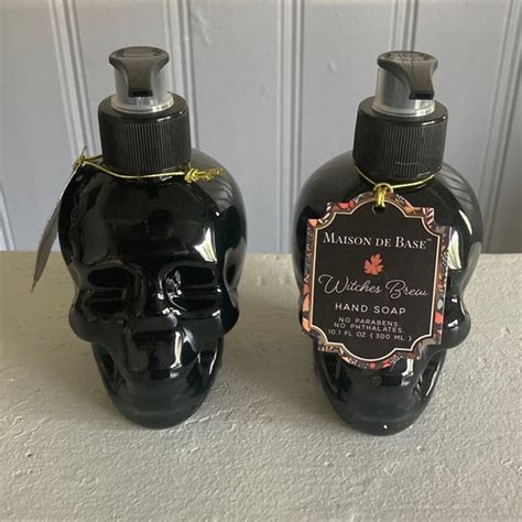 Bath And Body Nwt 2 Black Skull Shaped Witches Brew Scented Maison De