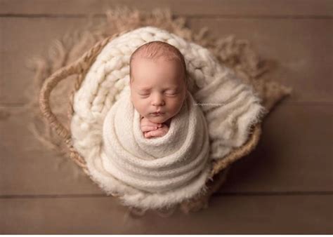 Pin av Danielle Barry på Newborn shoot