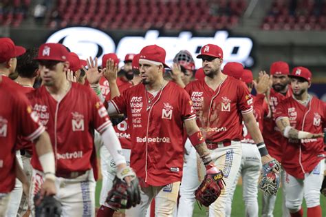 VENADOS DE MAZATLÁN DOBLEGA AL LÍDER PARA QUEDARSE CON LA SERIE EN EL