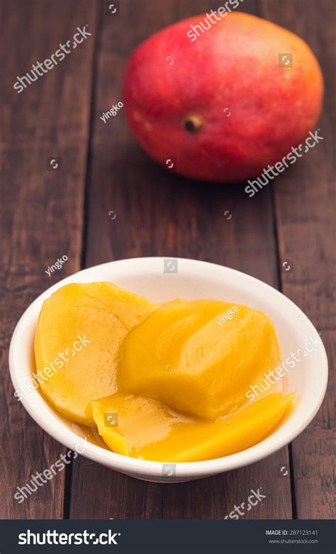 Sliced Mango Fruit Syrup Stock Photo 287123141 Shutterstock