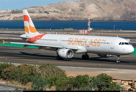 OY VKC Sunclass Airlines Airbus A321 211 Photo By Adolfo Bento De