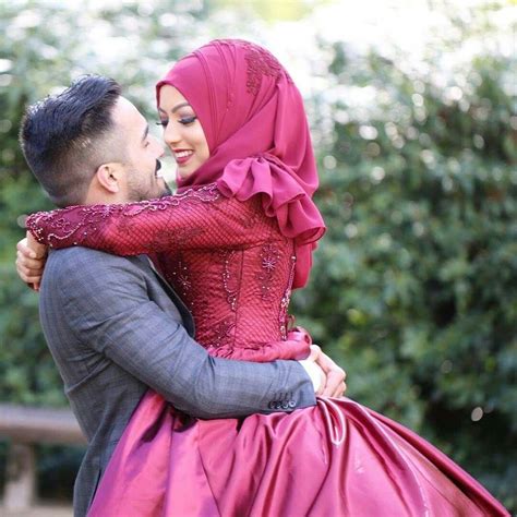 Pin By мυѕнq мємση On Muѕlím Cσuplєѕ Cute Muslim Couples Muslimah Fashion Beautiful Women