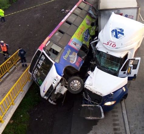 Cuatro Personas Mueren En Accidente Sobre Autopista México Querétaro